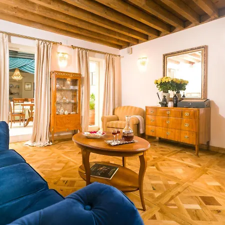 Judita Palace Heritage 4* ספליט